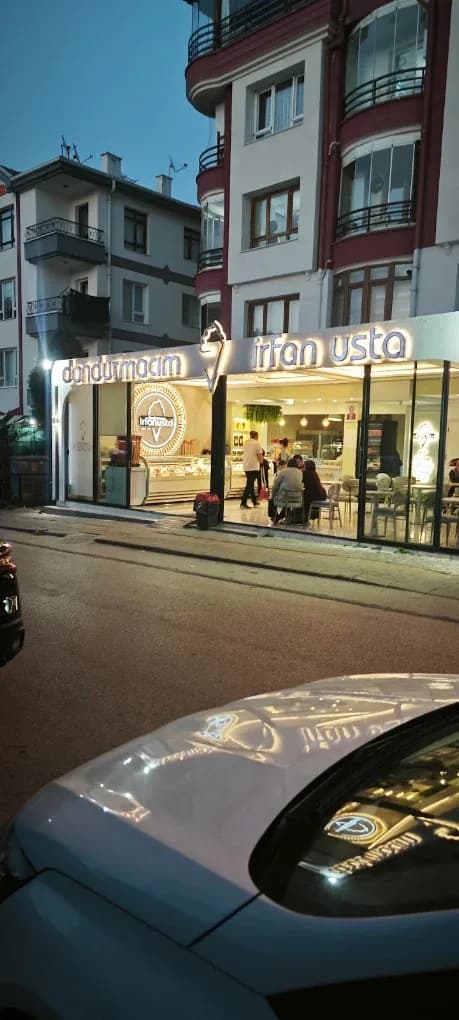 Merkez Şube Dondurmacım İrfan Usta